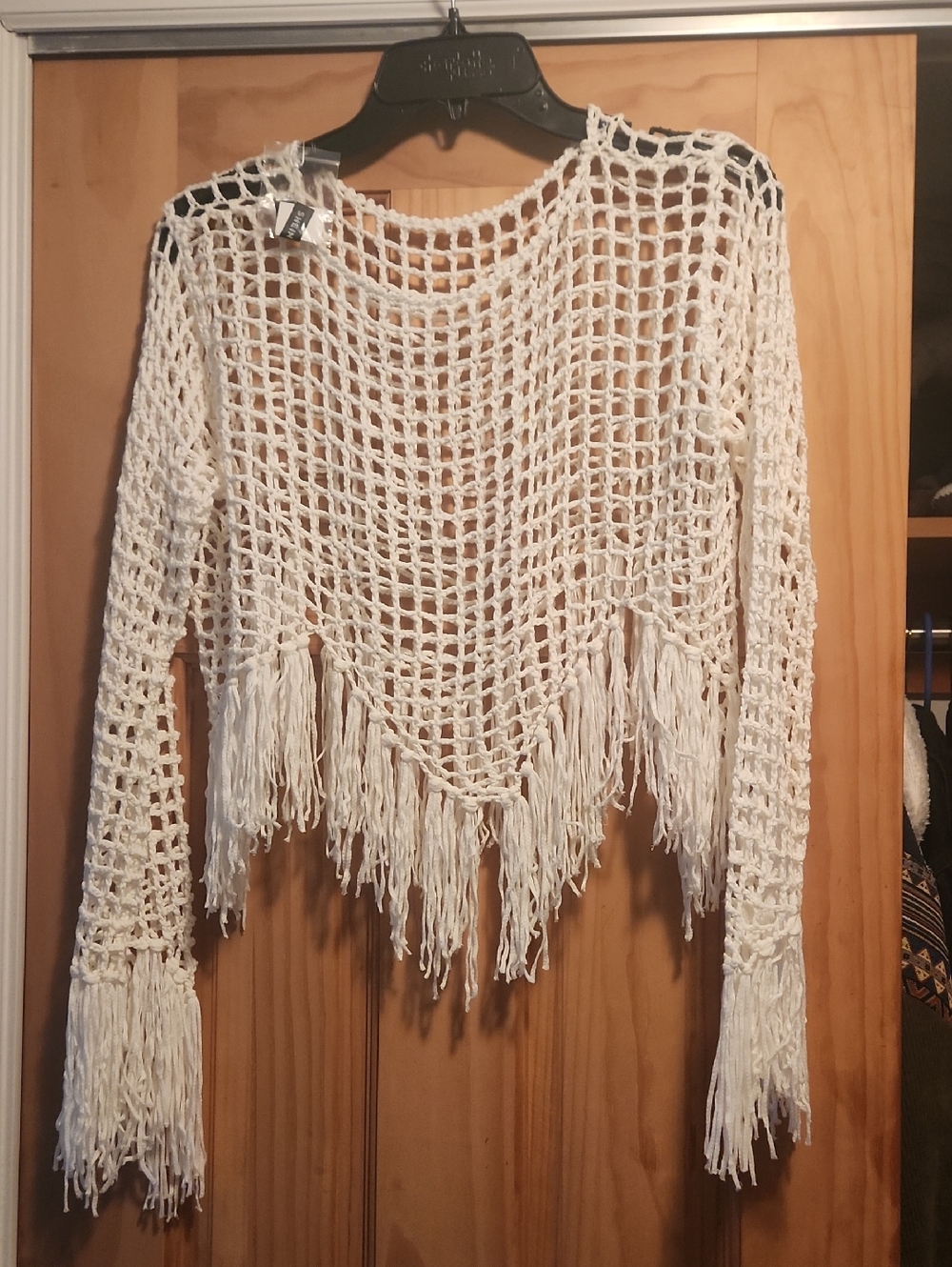 🪻[3/20$] SHEIN White Crochet Fringe Crop Top